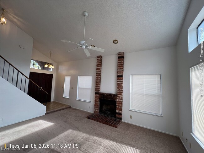 Photo - 6445 Hartwood Rd