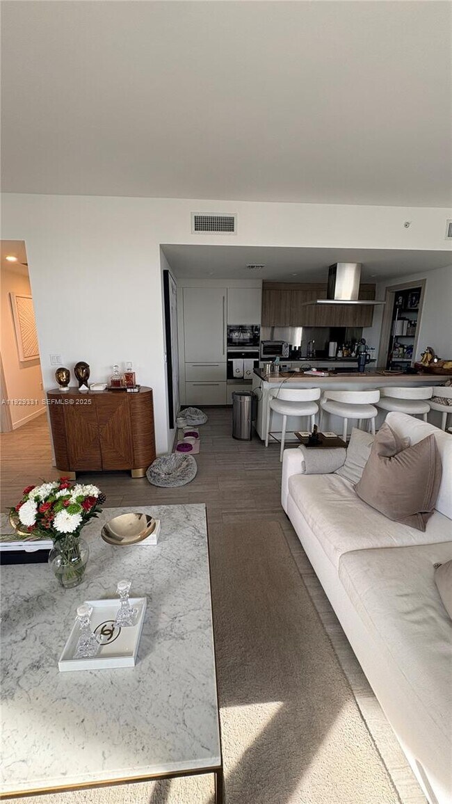 Photo - 1000 Brickell Plaza Unit 4009