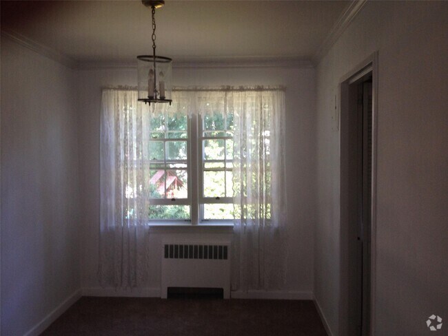 Building Photo - 293 Manville Rd Unit 1C Rental