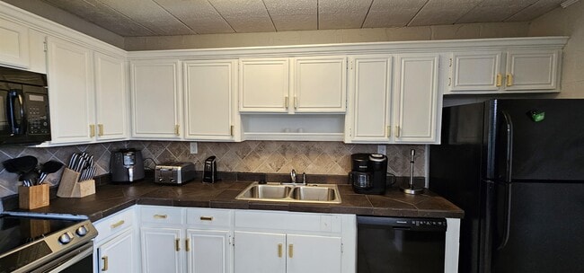 Photo - 300 Miracle Strip Pkwy SW