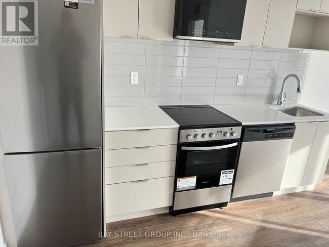 Photo - 4569 Kingston Rd