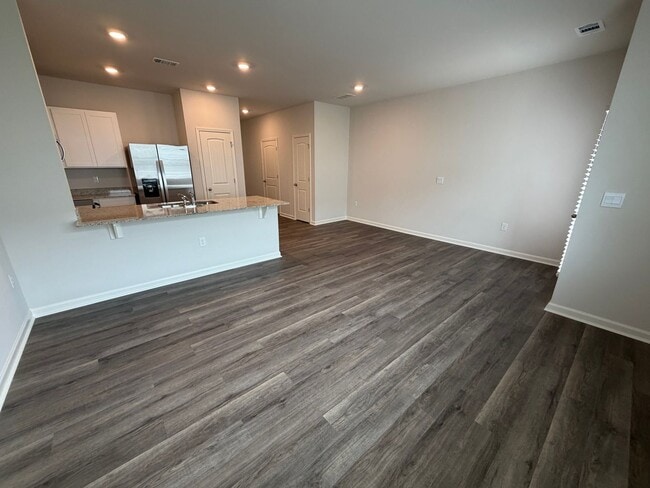 Photo - 3 Bedrooms, 2.5 Bathrooms - Townhome in Armuchee!