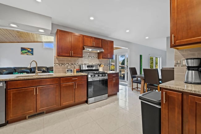 Photo - 1723 Hillcrest Dr