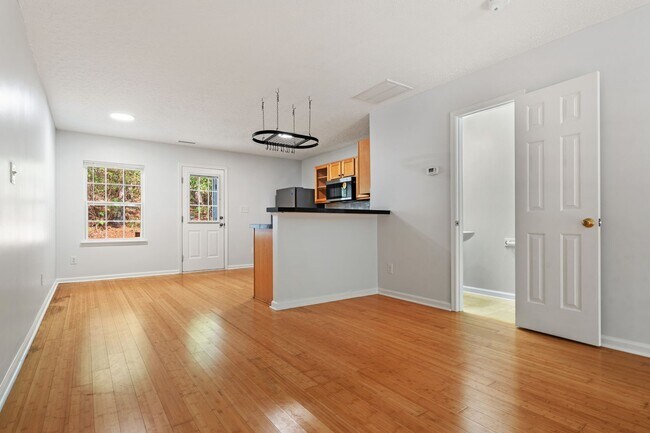 3406 Tarleton W