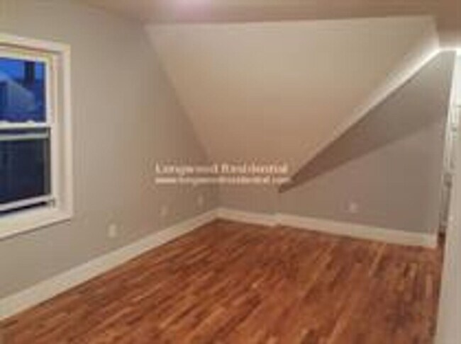 Photo - 39 Pinckney St Unit 3