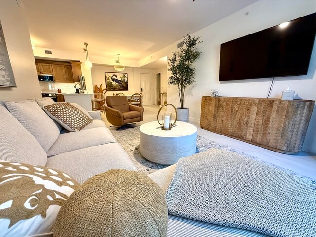 Photo - 780 S Sapodilla Ave Unidad 207