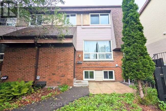 Photo - 29 Woodvale Green