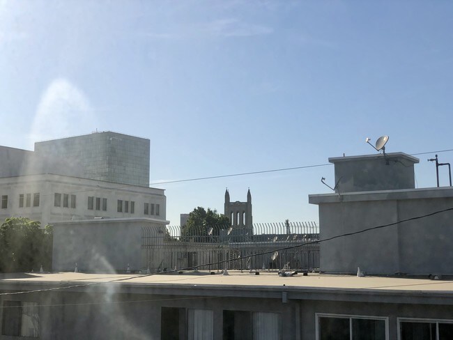 Photo - 450 S Benton Way