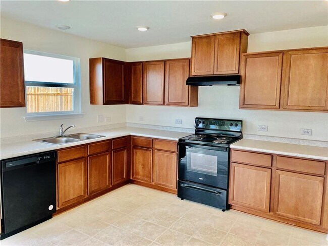 Photo - 13501 Martha Washington Pl