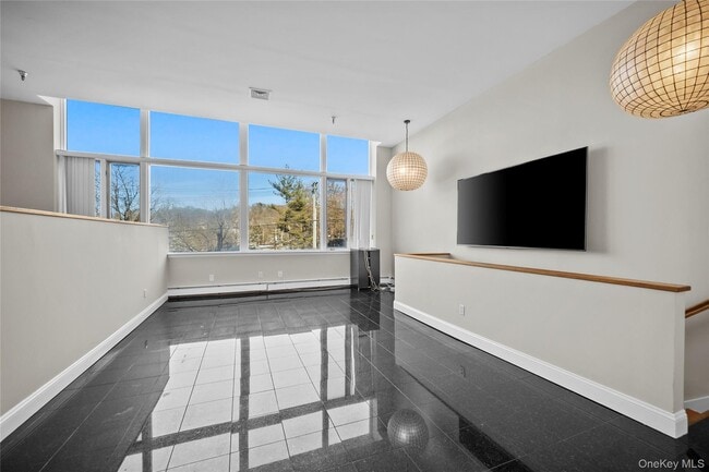 Photo - 520 Ashford Ave Unidad 5