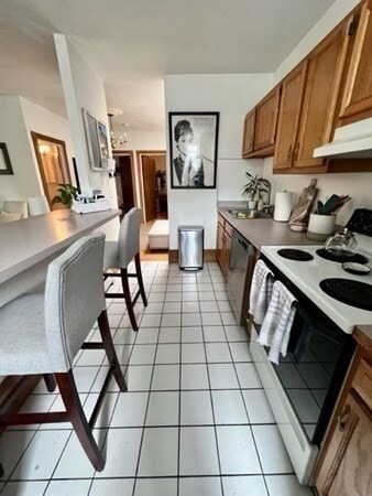 Photo - 91 E Brookline St Unit #4