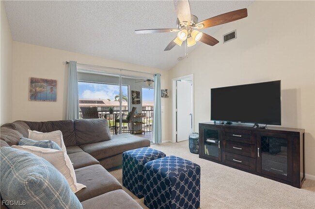 Photo - 1005 SE 40th St Unit 10