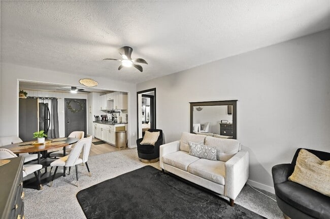 Photo - 3705 Bremond St