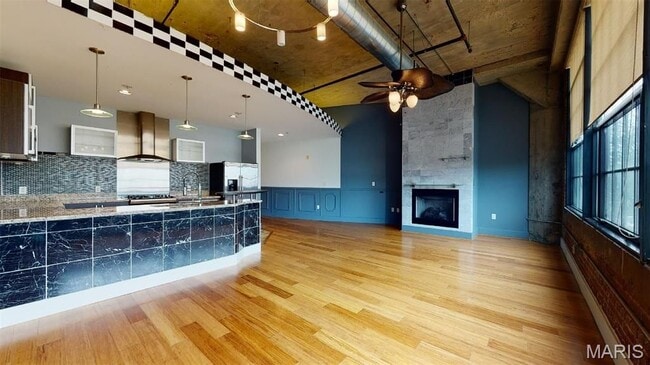 Photo - 4100 Forest Park Ave Unit 203