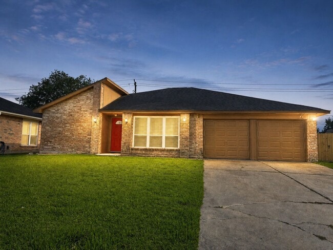 Photo - 17034 Coachmaker Dr