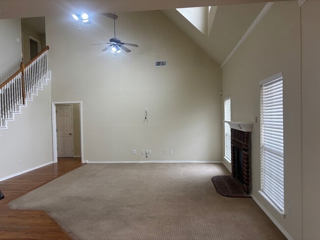 Photo - 4000 W Waco St