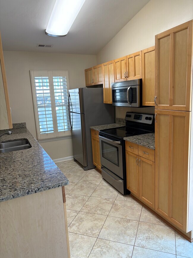 Photo - 3817 Clearwood Ct