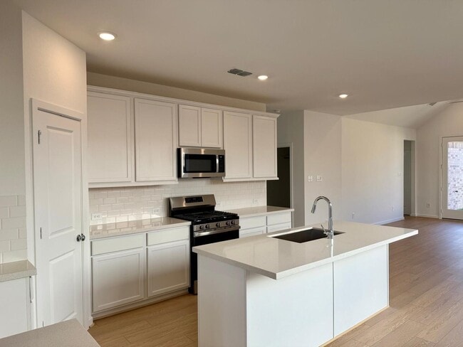 Photo - 22142 Ingham Blf Ln