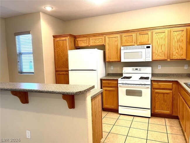 Photo - 3448 Balanced Rock St