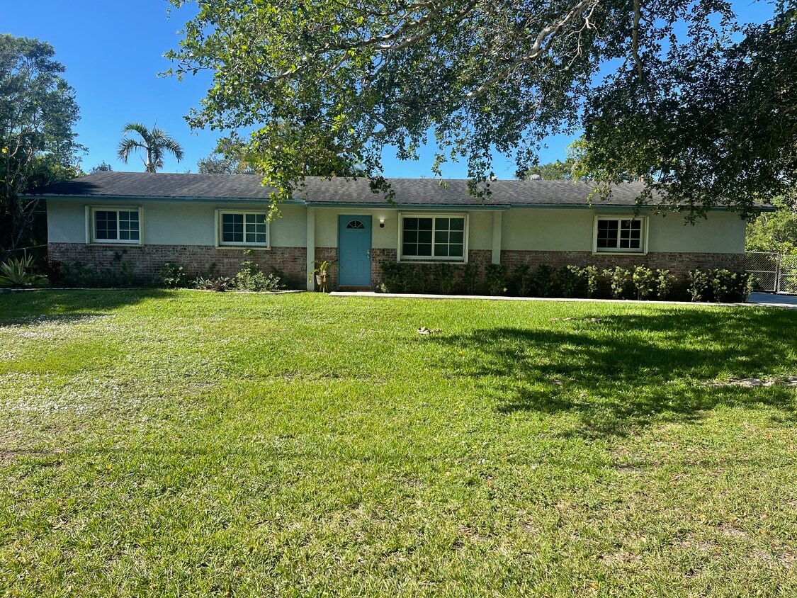 Photo - 4851 SW 188th Ave (Southwest Ranches, FL)