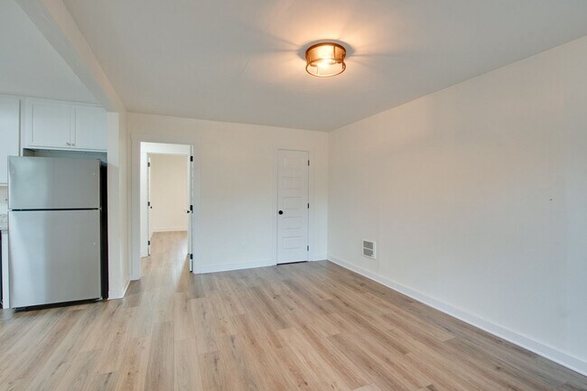 Photo - 2705 Wilson Dr NW Unit A