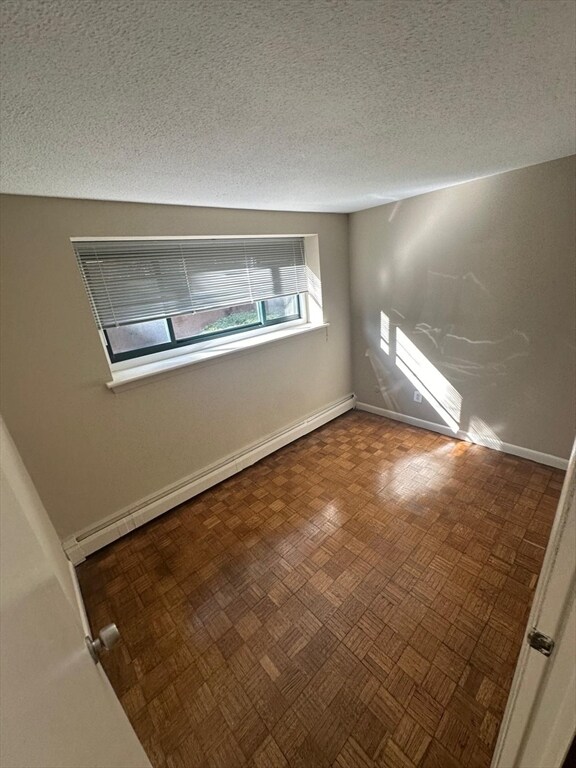 Building Photo - 375 Harvard St Unit 2