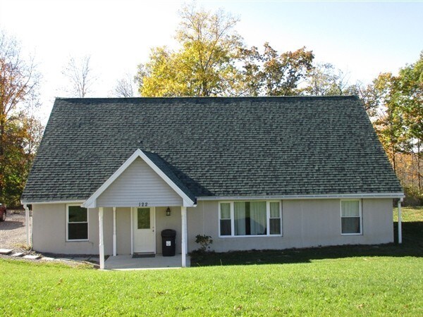 Building Photo - 4 Bedroom Close to Ithaca College