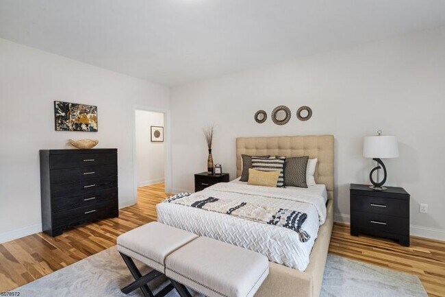 Photo - 501 South Ave Unidad 206