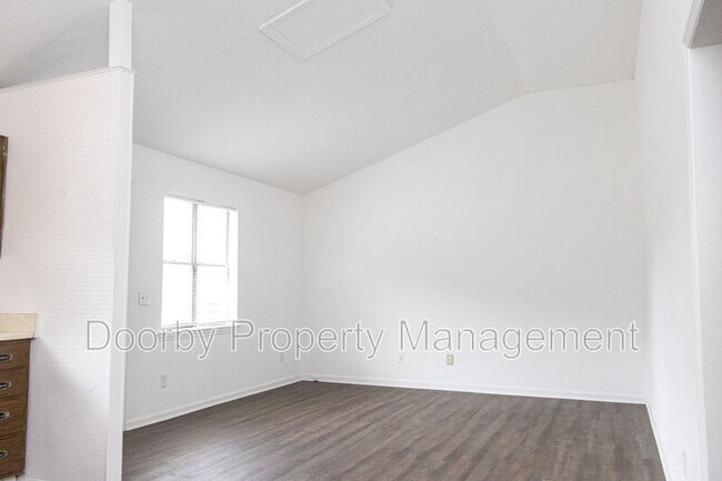 Photo - 26 Nicole Ln. Unidad 30