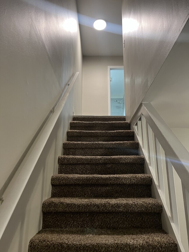 Photo - 4815 Frontage Rd NW