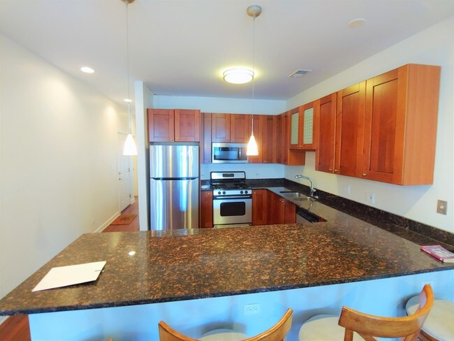 Photo - Noble Square 2b/2b Condo Rental Unit 2