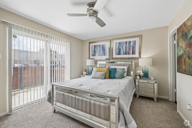 2BR, 2BA - 935SF - Primary Bedroom