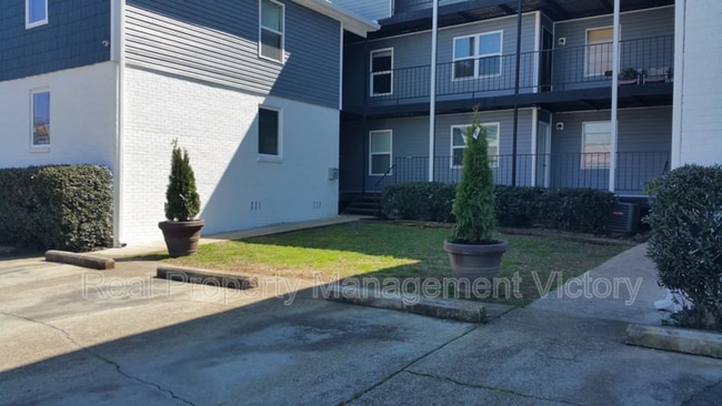 Building Photo - 4233 3rd Ave S Rental