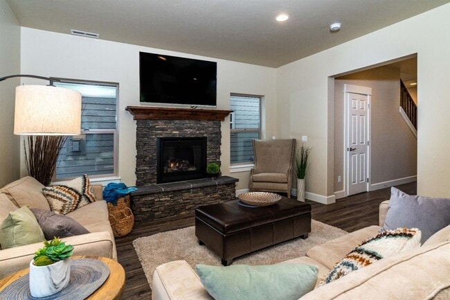 Photo - 20605 SE Slate Ave