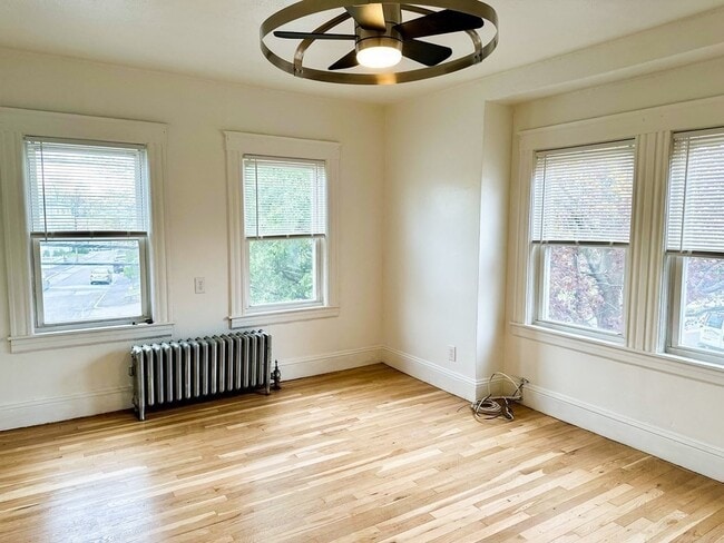 Photo - 105 Chubbuck St Unidad 2