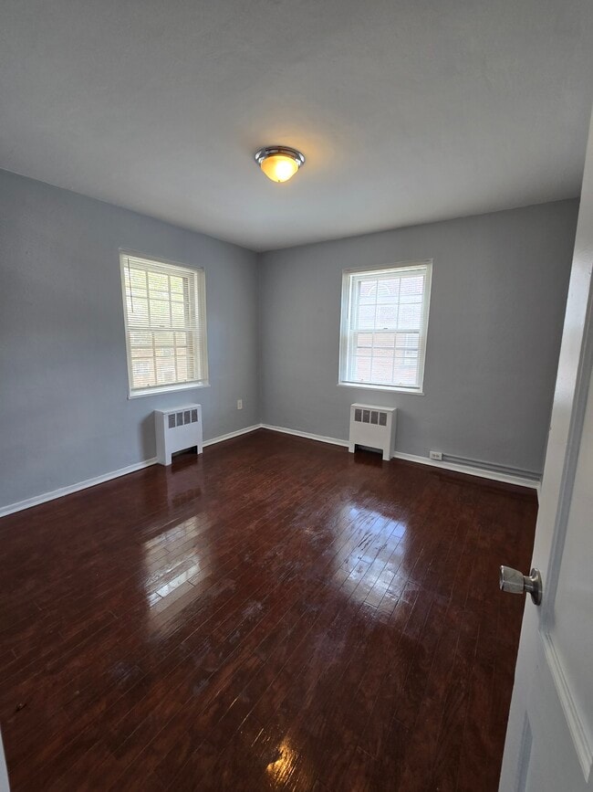 Building Photo - 674 Perth Pl Unit D Rental