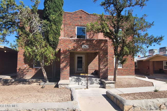 Building Photo - 2862 Grant Ave Unit 5