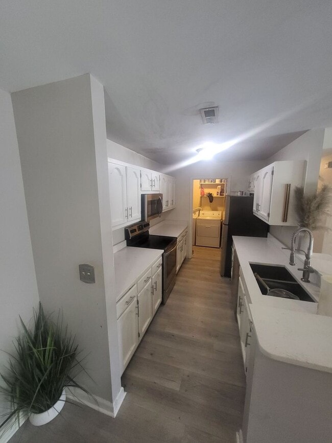 Photo - Beautiful Waterfront 2 Bed / 2 Bath Condo in Downtown Norfolk – $1,800/month Unit 218