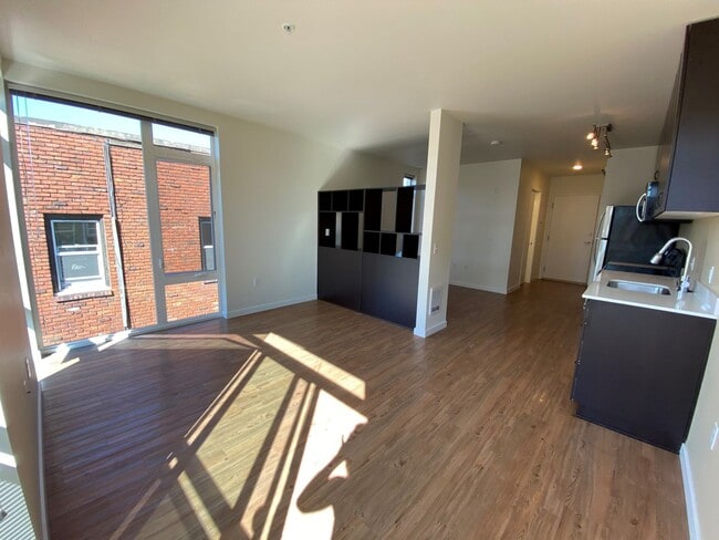 Photo - The Local 418