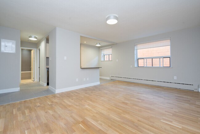 Photo - 1420 Kingston Rd Unit 402