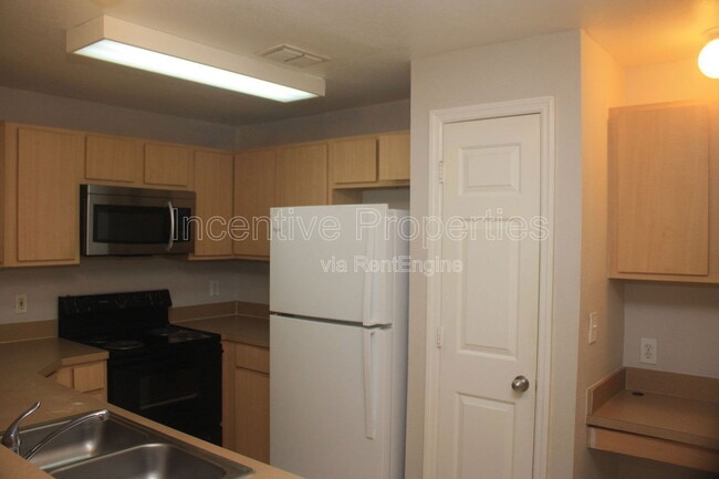 Photo - 1985 Erving Cir Unit 306