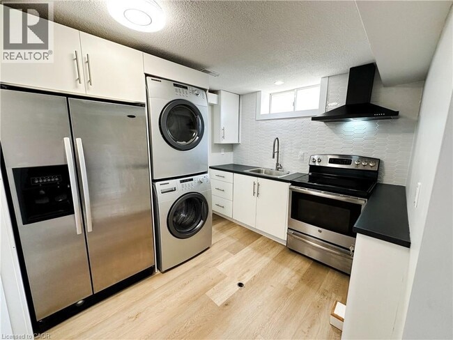 Photo - 19 Elm Ridge Dr