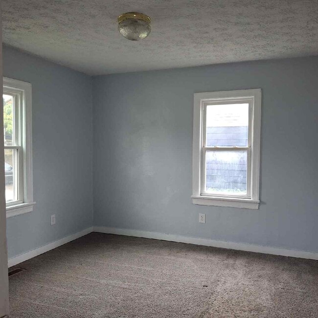 Photo - 628 W 22nd St