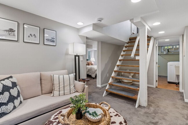 4224 Drew Ave S Unit SI ID1520896P