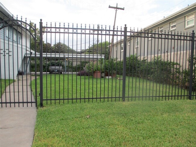 Photo - 3607 Murworth Dr Unit True
