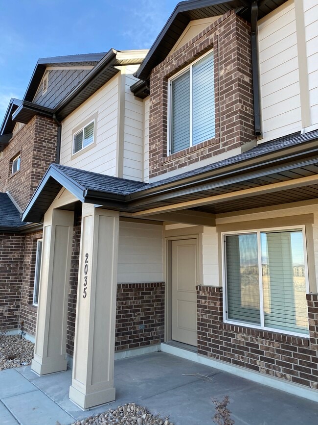 Front door - 2035 N 350 E