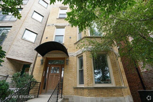 Building Photo - 3317 N Sheffield Ave Rental