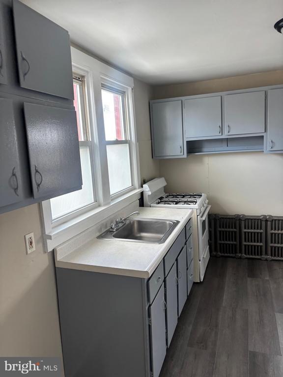 Photo - 223 Essex St Unit B