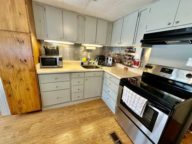 Photo - 822 Nettles Blvd Unidad SI ID1537509P