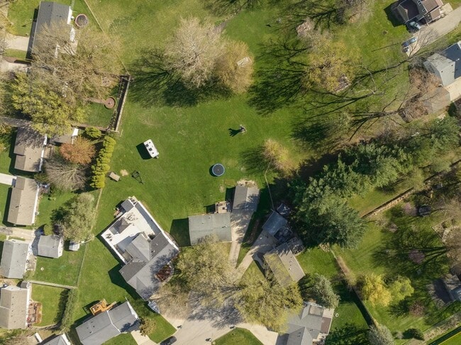 Photo - 1429 Columbus Dr